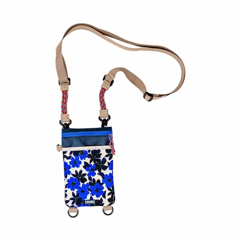 Chums Rover Phone Tote – Hands-Free Outdoor Phone Carrier