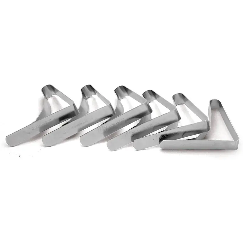 Coghlan’s Wind-Resistant Picnic Tablecloth Clamps