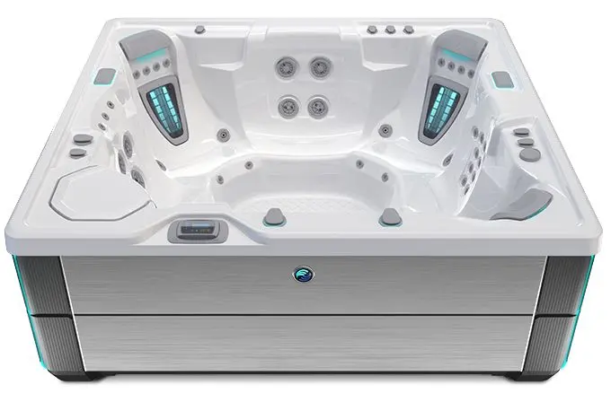 Grandee Hot Tub – Luxury Spa with Hydrotherapy Jets