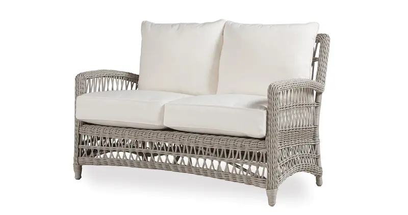 Mackinac Two-Seater Wicker Love Seat – Curved Back Outdoor Sofa Bench