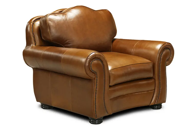 Milo Traditional Leather Club Chair – Nailhead-Trimmed Accent Seat