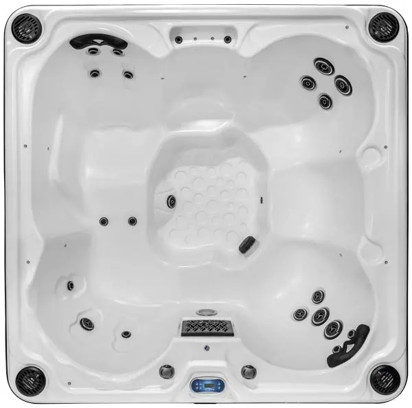 Royale P+ Plug-and-Play Hot Tub